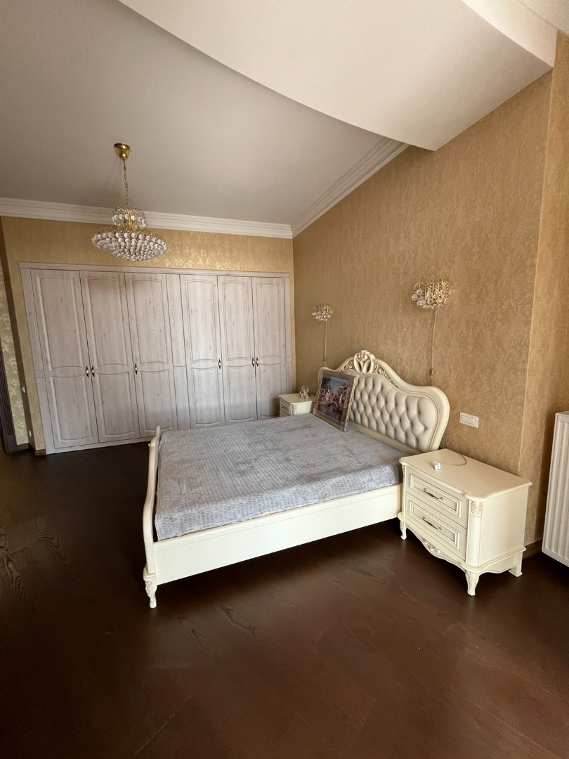 продажа трехкомнатной квартиры номер A-173224 в Приморском районе, фото номер 16